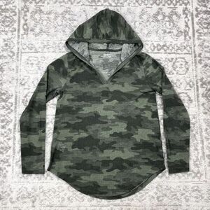 Eddie Bauer Pullover Women's Camo Long Sleeve Hooded Pullover Size Small